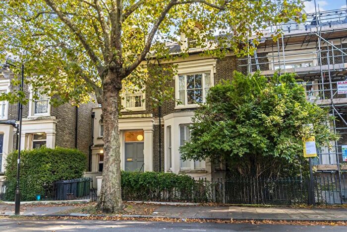 3 Bedroom Apartment To Rent In Pemberton Gardens, Tuffnell Park, London, N19