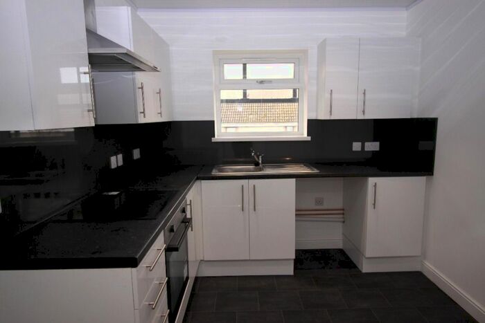 2 Bedroom Flat To Rent In Strathmore Avenue, Montrose, DD10