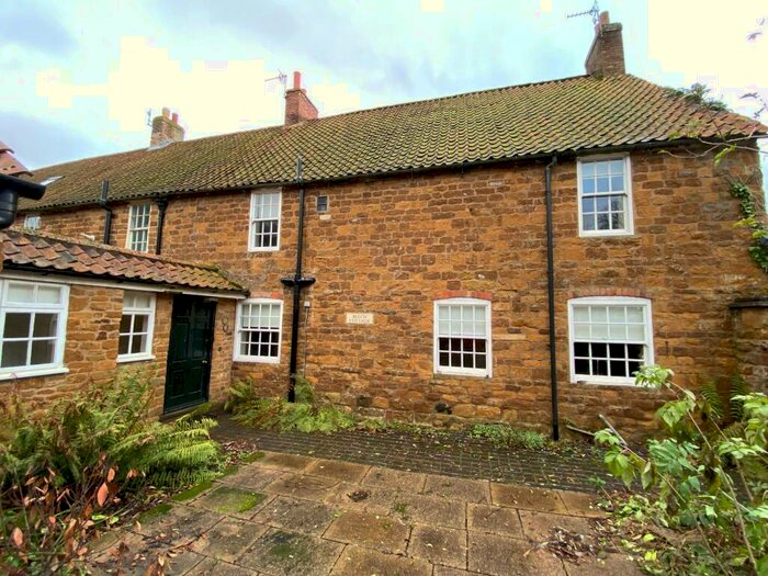 3 Bedroom Cottage To Rent In Main Street, Wartnaby, LE14