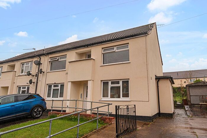 2 Bedroom Flat For Sale In South Avenue, Sebastopol, NP4