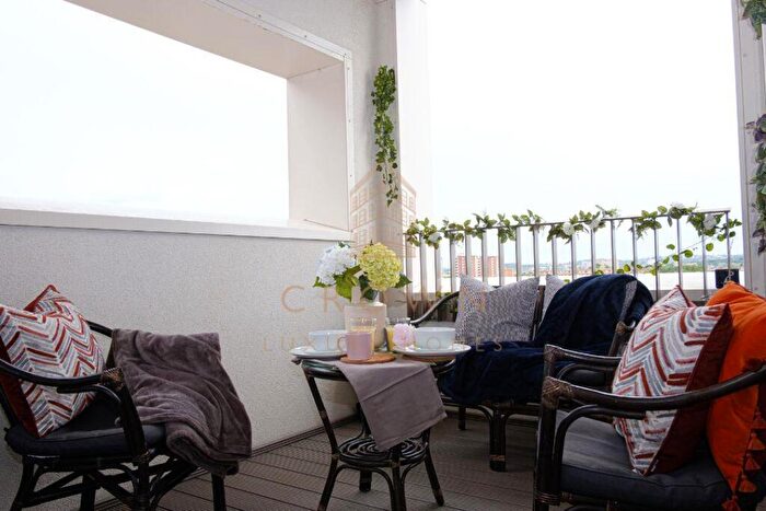 2 Bedroom Apartment For Sale In Walton Heights, Elephant & Castle, SE17