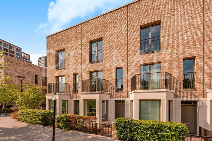 3 Bedroom House For Sale In Wansey Street, Elephant And Castle, London, SE17