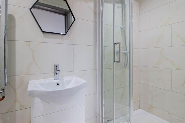 1 Bedroom Flat To Rent In Room Frederick Road, Stapleford, Nottingham, NG9