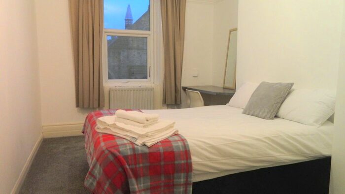 5 Bedroom Maisonette To Rent In Heaton Road, Heaton, Newcastle Upon Tyne, NE6