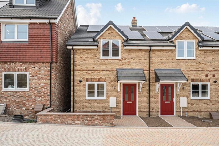 2 Bedroom End Of Terrace House For Sale In Scocles Farm, Scocles Road, Minster On Sea, Kent, ME12