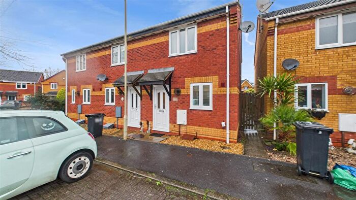 2 Bedroom End Terrace House To Rent In Richardson Drive, Stourbridge, West Midlands, DY8