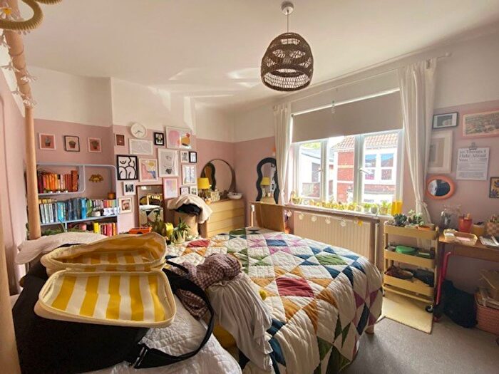 2 Bedroom Property To Rent In Trelawney Avenue, Bristol, BS5