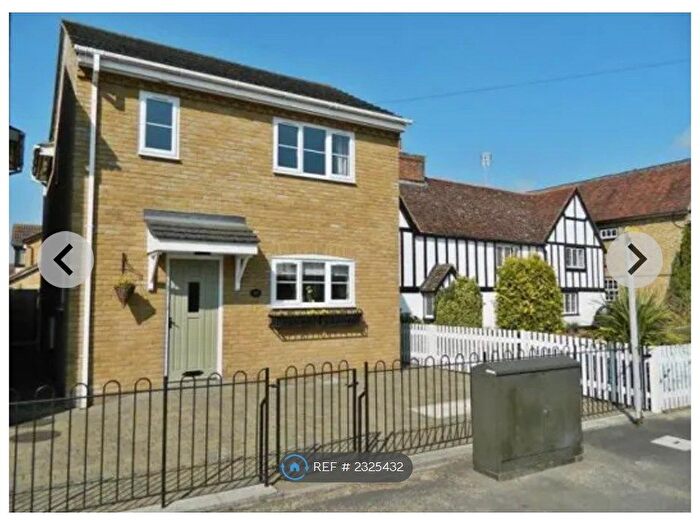 3 Bedroom Detached House To Rent In Bedford Rd, Barton Le Clay, MK45