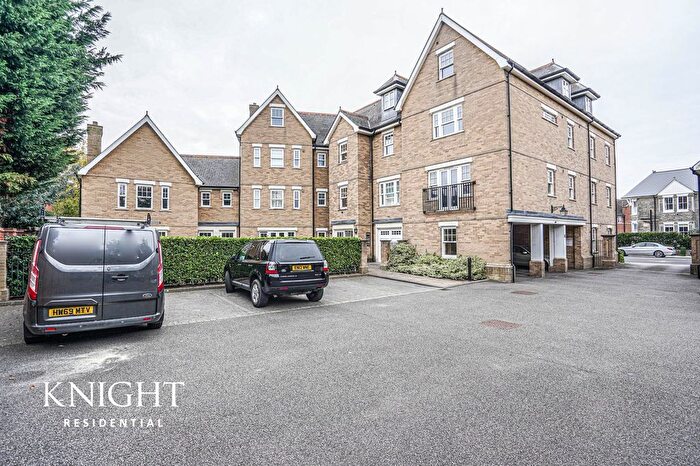 2 Bedroom Flat For Sale In Salisbury Avenue, Colchester, CO3