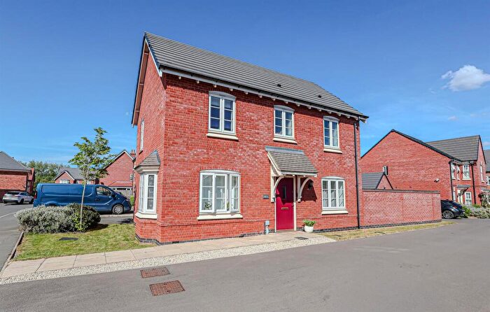 3 Bedroom Detached House For Sale In Shipley Close, Mapperley, Nottingham, NG3