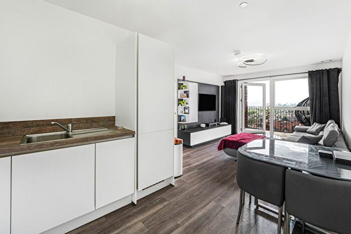 1 Bedroom Flat For Sale In Cornwell House, Ron Leighton Way East Ham, London, E6