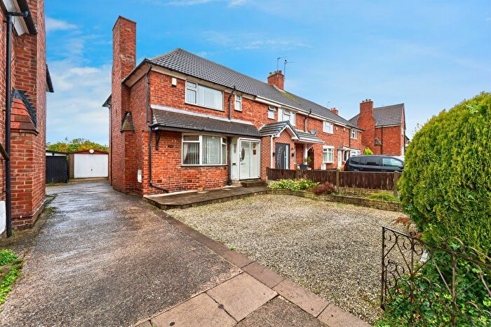 3 Bedroom End Terrace House For Sale In Hartland Road, West Bromwich, B71