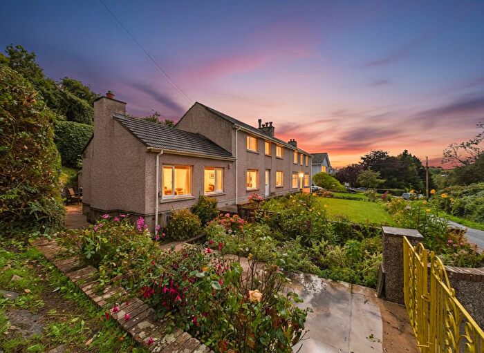 3 Bedroom Semi-Detached House For Sale In Neyland Vale, Neyland, SA73