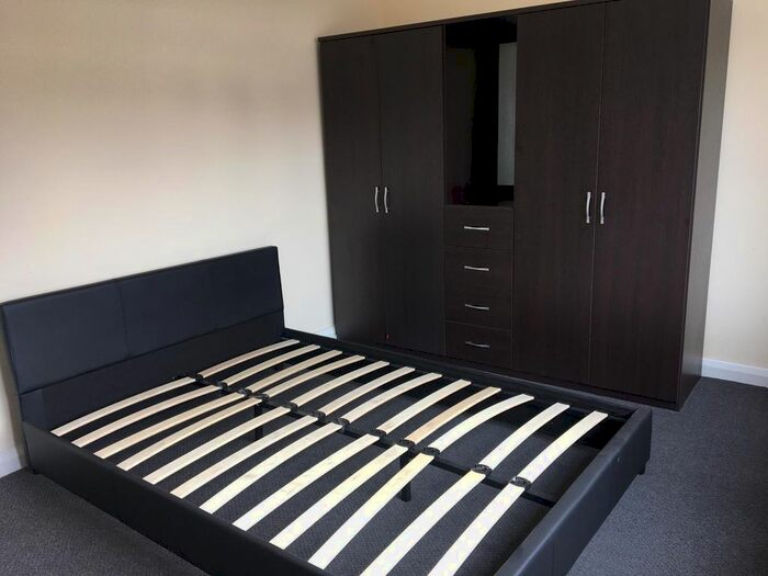 1 Bedroom Flat To Rent In Perkins Road, Ilford, IG2