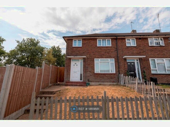 3 Bedroom Terraced House To Rent In Sayes Court Road, Orpington, BR5