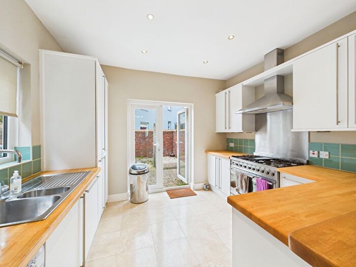 3 Bedroom Terraced House To Rent In Eastcourt Road, Worthing, BN14