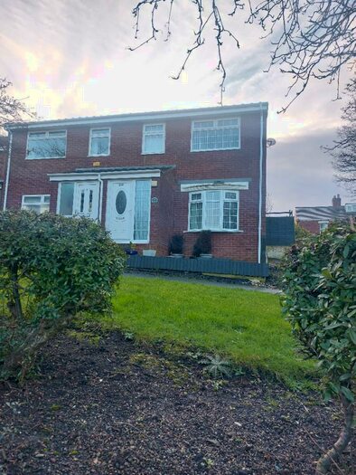 3 Bedroom End Of Terrace House To Rent In Heather Way, Stanley, County Durham, DH9