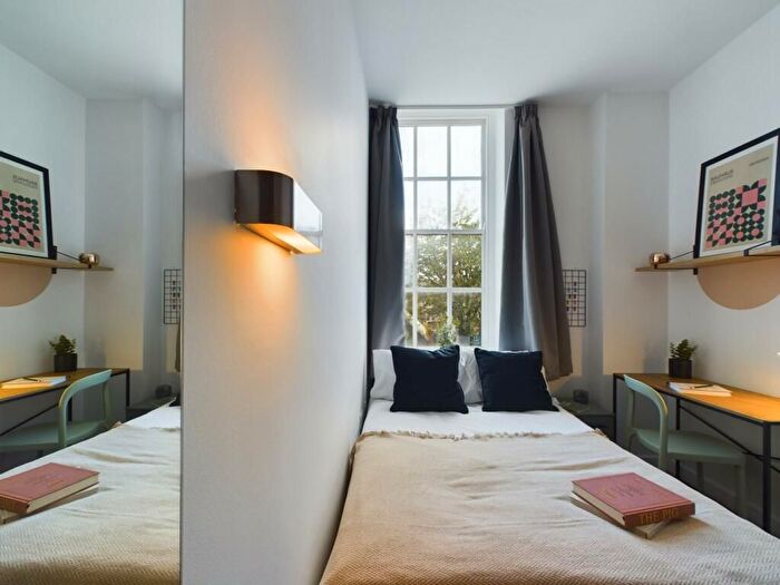 5 Bedroom Flat To Rent In China Street, Lancaster, LA1