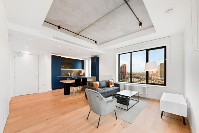 1 Bedroom Flat To Rent In Serapis House, Goodluck Hope, London, E14