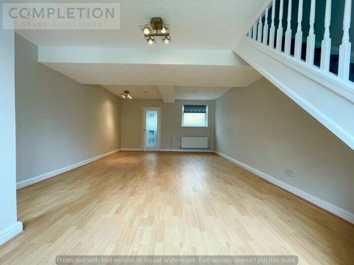 2 Bedroom Terraced House To Rent In Two Bedroom House- Mount Pleasant Road, London- &#; Pcm, E17