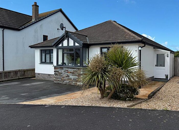 4 Bedroom Detached Bungalow For Sale In Moor Lea, Braunton, EX33