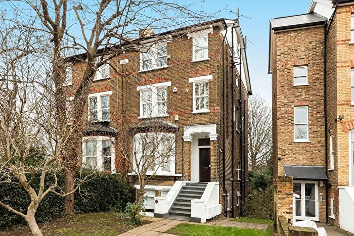1 Bedroom Flat To Rent In Grange Park, Ealing, W5
