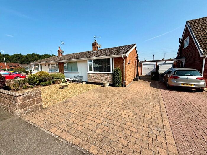 2 Bedroom Bungalow For Sale In The Grove, Stourport-on-Severn, Worcestershire, DY13