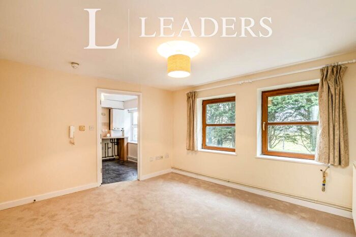 2 Bedroom Flat To Rent In Main Road, Emsworth, PO10