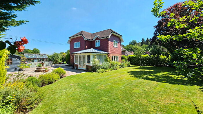 4 Bedroom Detached House For Sale In Wolverton Road, Wolverton Common, RG26