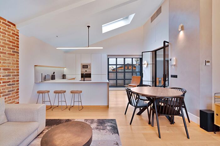 2 Bedroom Flat To Rent In Artesian Road, Notting Hill, W2