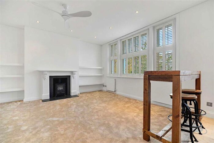 1 Bedroom Flat To Rent In Coleherne Road, South Kensington, SW10