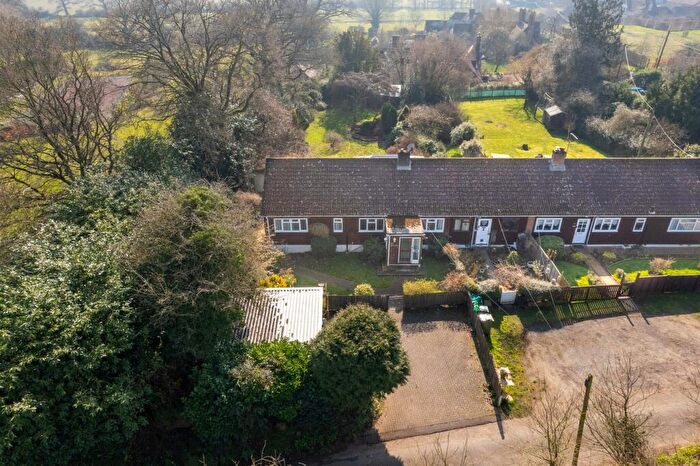 5 Bedroom Semi-Detached House For Sale In Littleton Lane, Guildford, GU3