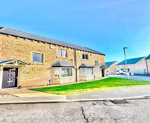 2 Bedroom Semi-Detached House To Rent In Lions Way, Cleckheaton, West Yorkshire, BD19