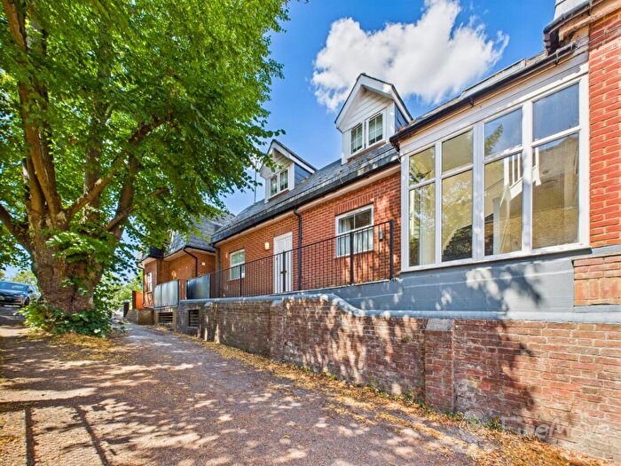 2 Bedroom Maisonette For Sale In Prime View Court Turk Street, Alton, Hampshire, GU34