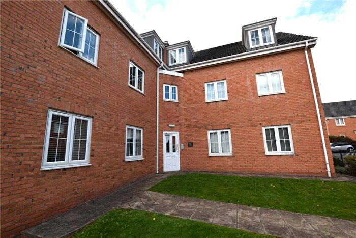 2 Bedroom Apartment To Rent In Boulevard Rise, Leeds, West Yorkshire, LS10