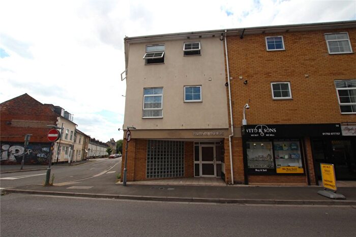 2 Bedroom Flat To Rent In Holbrook Way, Swindon, Wiltshire, SN1