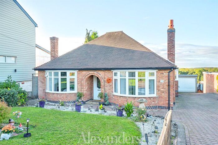 3 Bedroom Detached Bungalow For Sale In New Street, Oakthorpe, Swadlincote, DE12