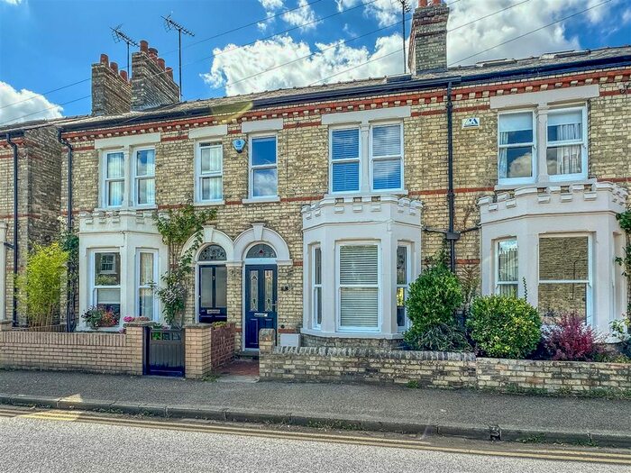 3 Bedroom Terraced House For Sale In Clare Street, Cambridge, CB4