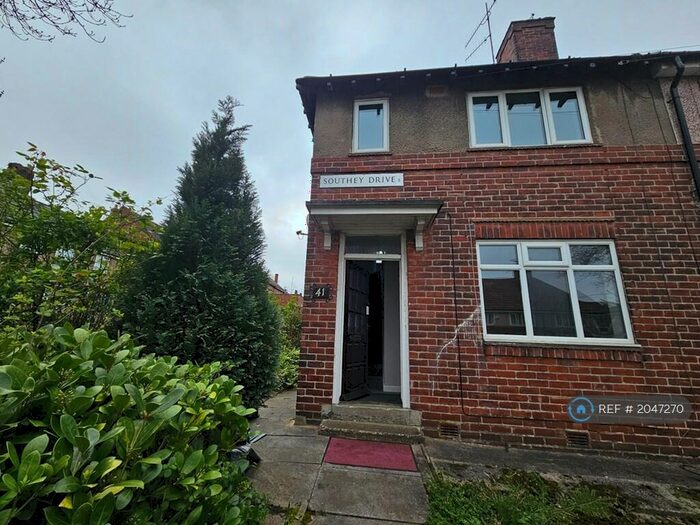 2 Bedroom End Of Terrace House To Rent In Southey Drive, Sheffield, S5