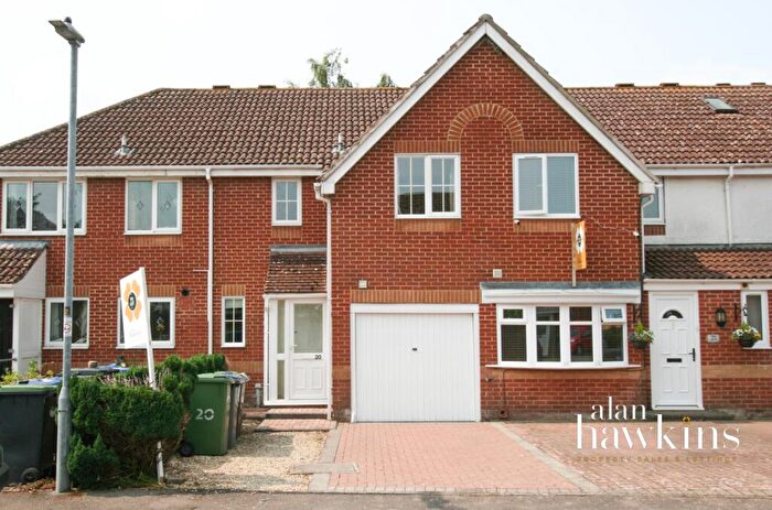 3 Bedroom Terraced House To Rent In Sycamore Close, Lyneham, SN15