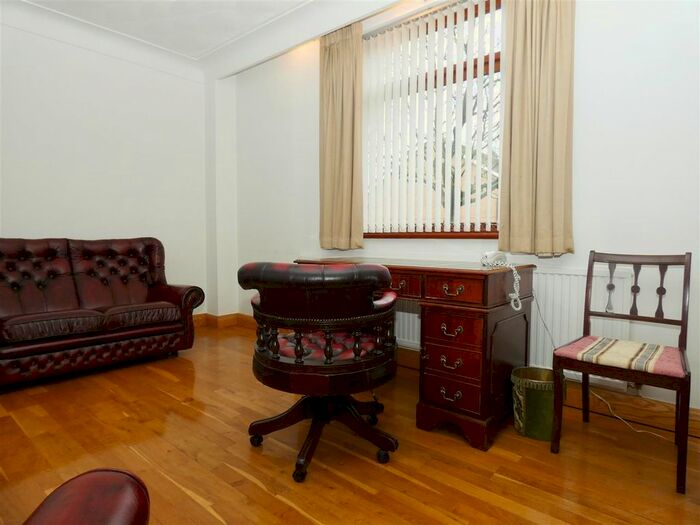 4 Bedroom Detached House For Sale In St James Mount, Rainhill, Prescot, L35