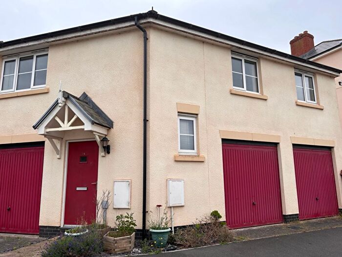 2 Bedroom Property To Rent In Carhaix Way, Dawlish, EX7