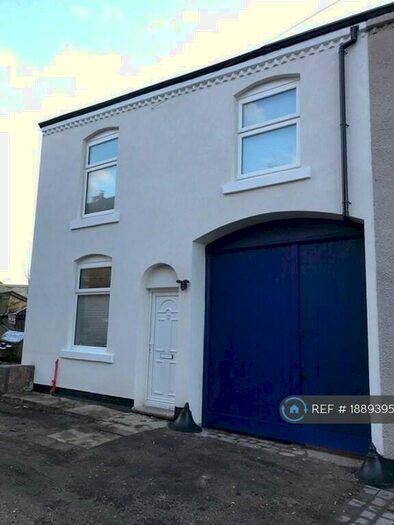 3 Bedroom End Of Terrace House To Rent In Regent Street, Padfield, Glossop, SK13