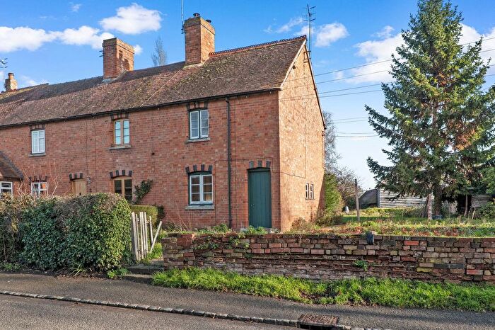 3 Bedroom End Of Terrace House For Sale In Lower Norchard Cottage, Peopleton, Pershore, Worcestershire., WR10
