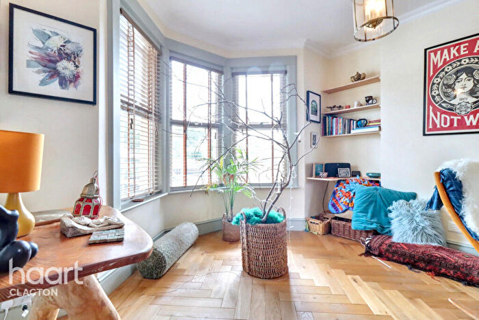 4 Bedroom End Of Terrace House For Sale In Holland Road, Clacton-On-Sea, CO15