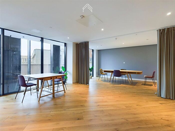 1 Bedroom Flat To Rent In Highgate Hill, London, N19