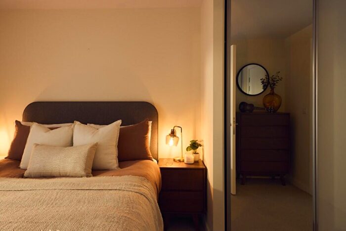 2 Bedroom Apartment To Rent In Lower Essex Street, Birmingham, B5