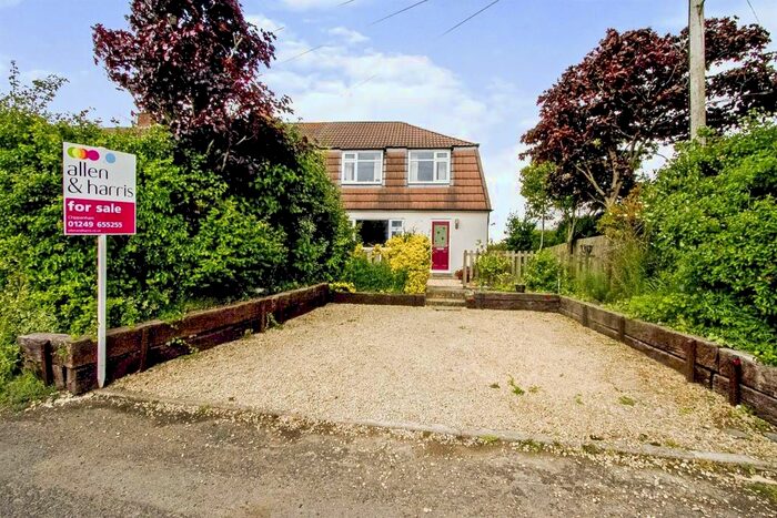 3 Bedroom End Of Terrace House For Sale In Rodbourne Road, Corston, Malmesbury, SN16