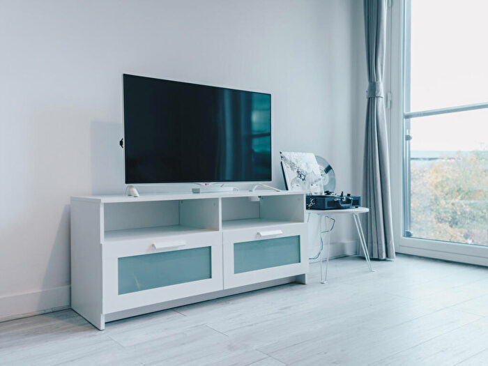 2 Bedroom Flat To Rent In Kings Road, Reading, RG1