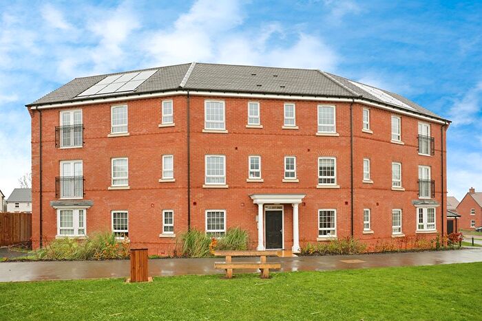 2 Bedroom Flat For Sale In Kingston Grange Drive, Upper Lighthorne, Leamington Spa, CV33